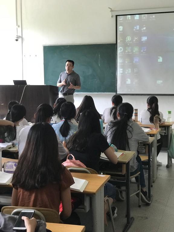 金融学院召开“创青春”山东省大学生创业大赛志愿者动员会1.jpg 金融学院召开“创青春”山东省大学生创业大赛志愿者动员会1.jpg