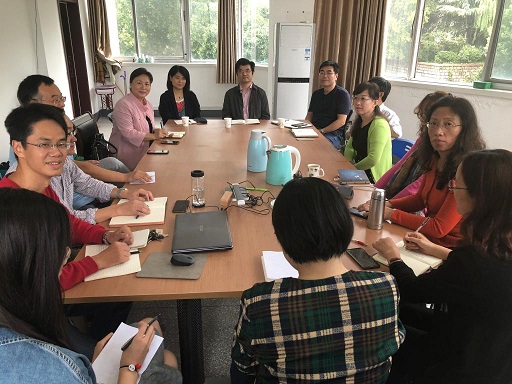 “共商学科发展,探讨科研思路”系列座谈会之一:彭红枫院长与金融系座谈会1.jpg “共商学科发展,探讨科研思路”系列座谈会之一:彭红枫院长与金融系座谈会1.jpg